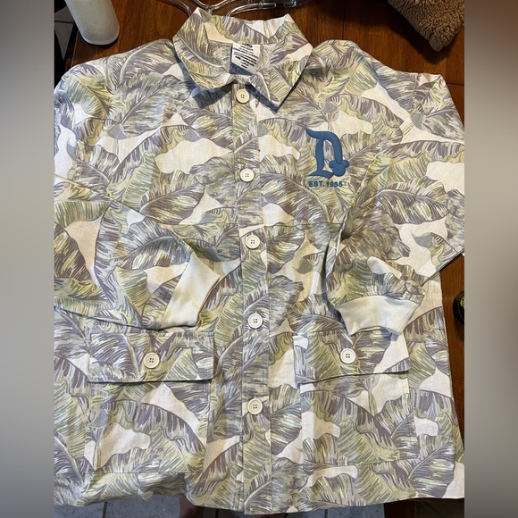 Disney Spirit Jersey Tropical Button Up Linen Shirt Long Sleeve *NWT* - Picture 5 of 7